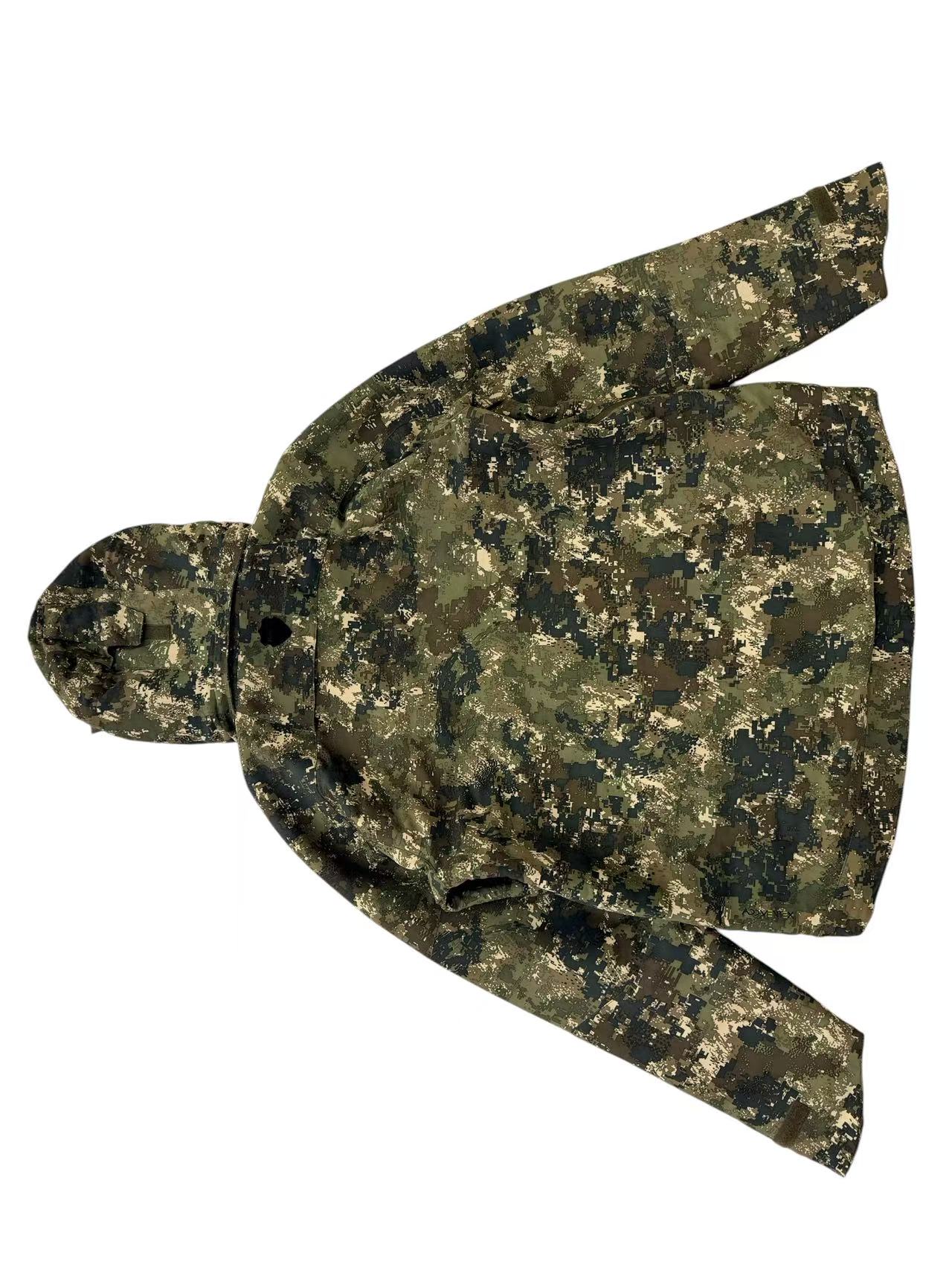 Men's Camo Softshell Hunting Jacket Men's Camo Softshell Hunting Jacket